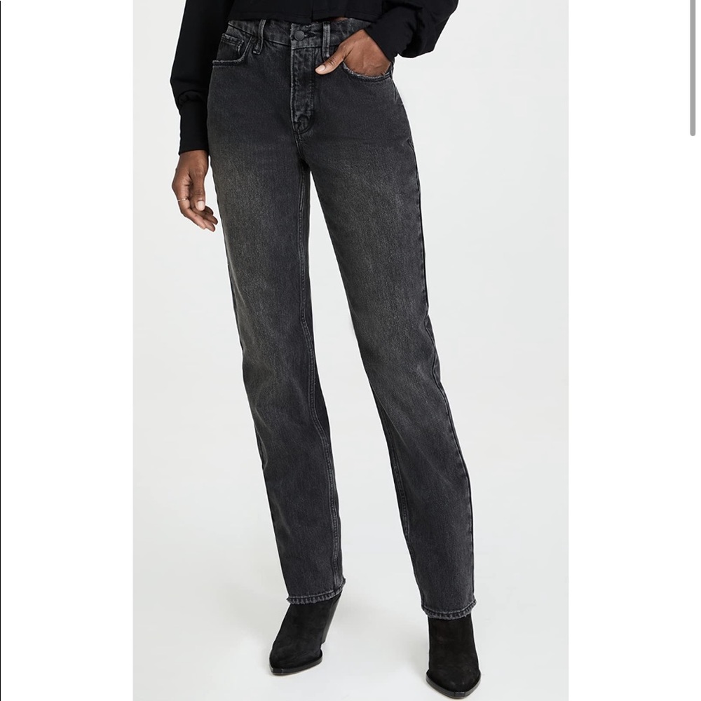 Good American black 90s icon jeans